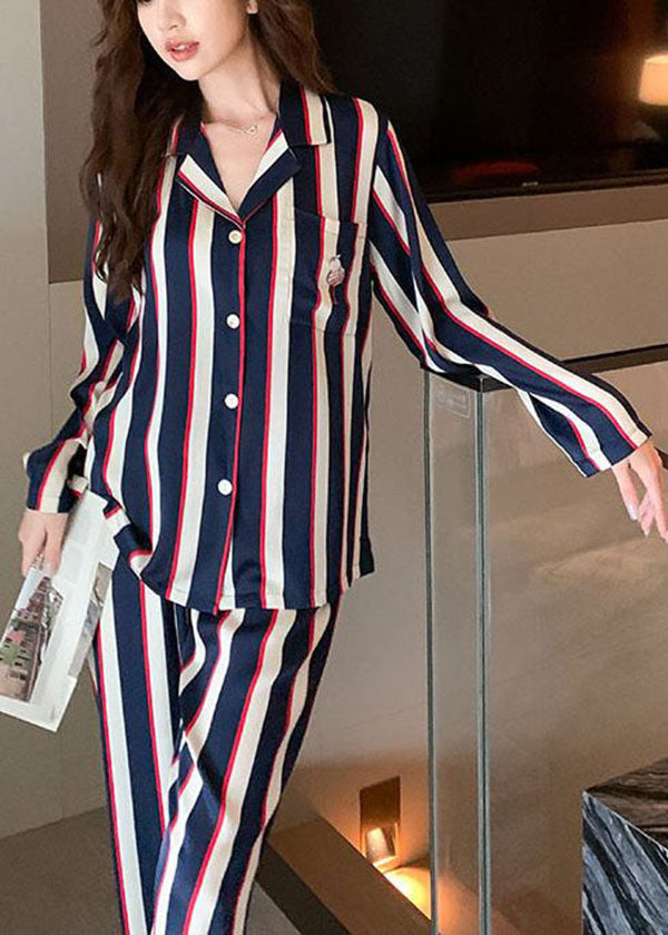 Casually Elegant Garment with a Refined Edge