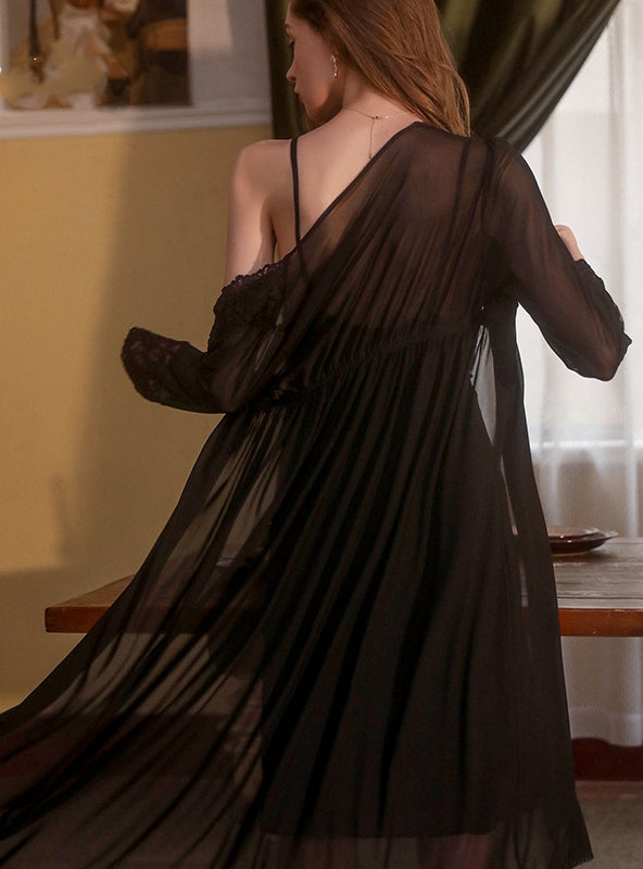 Finely Styled Garment with a Classic Vintage Look