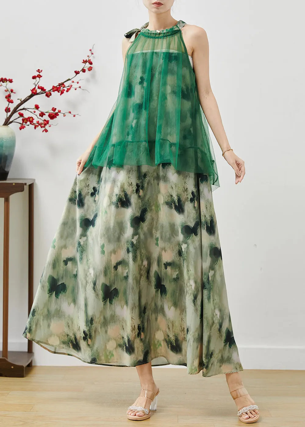 A Vintage Style Dress with Delicate Timeless Details