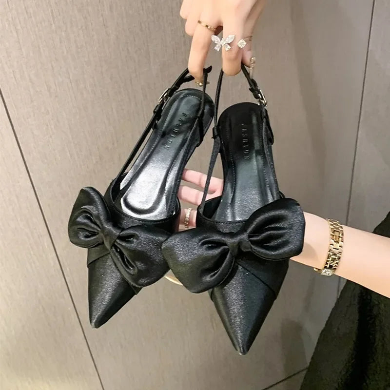 Graceful Orthopedic Sandals for Modern Look
