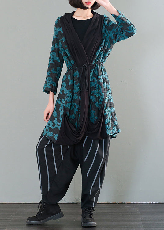 Well Tailored Cardigan with a Graceful Silhouette