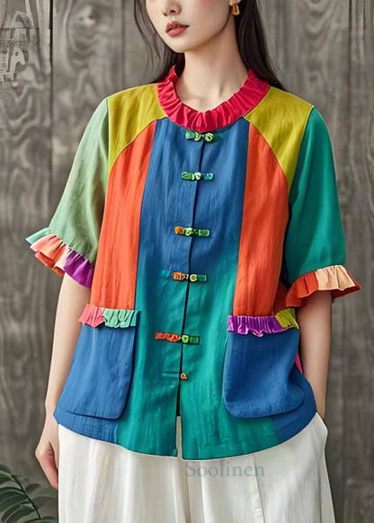 Classic Vintage Blouse with a Flattering Fit