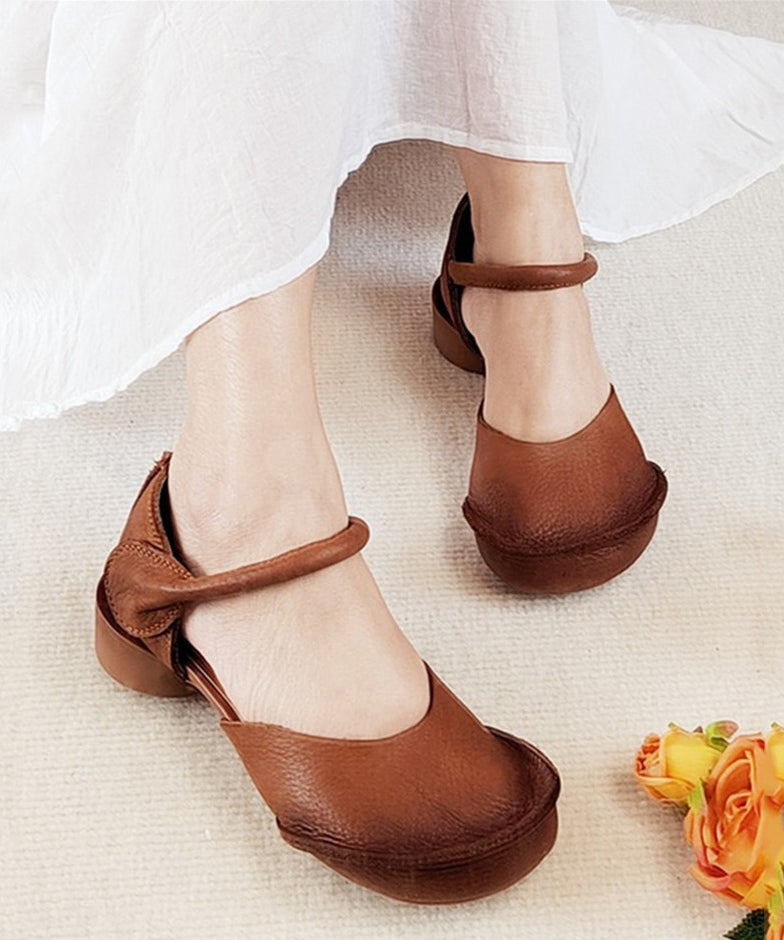 Chic Orthopedic Sandals with Unique Design