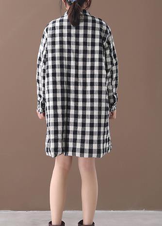 Well Tailored Coat with a Graceful Silhouette