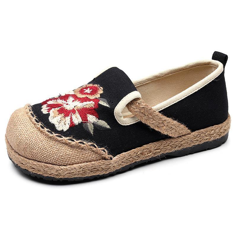 Comfortable Orthopedic Flats for Daily Wear