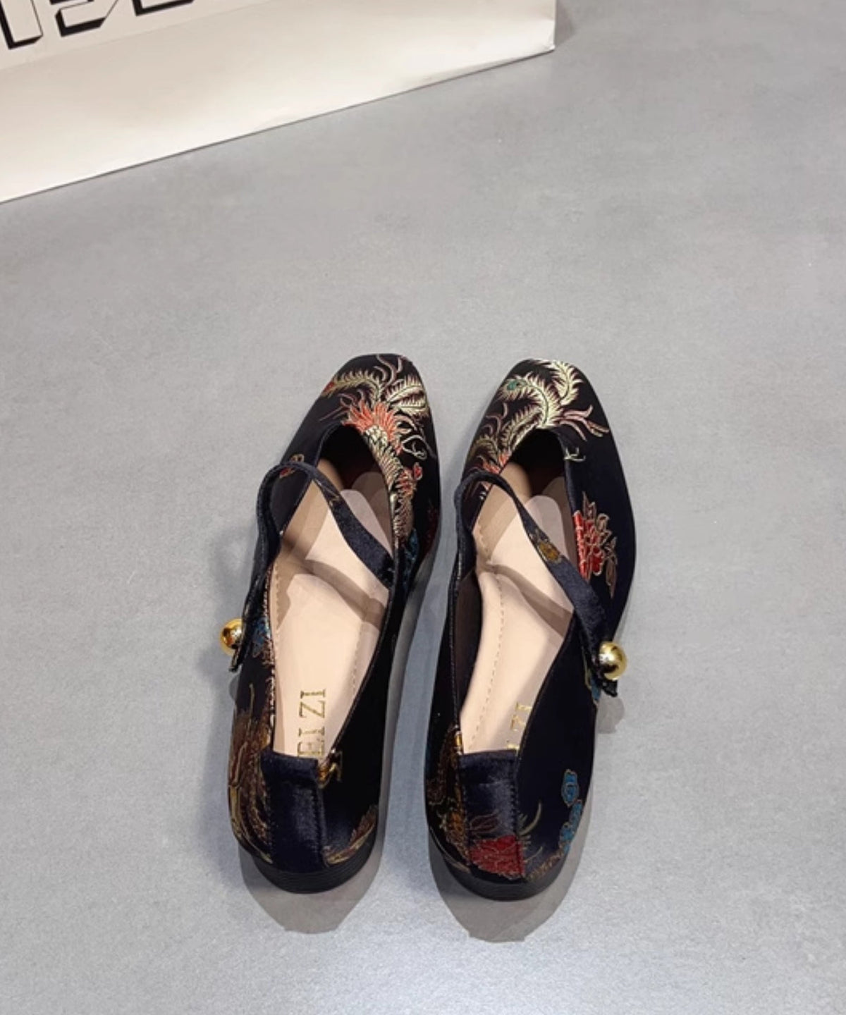 Comfortable Orthopedic Flats for Daily Wear