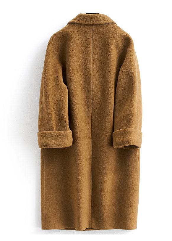 Sophisticated Coat with a Clean Classic Look