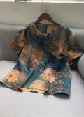 Effortlessly Elegant Top with a Timeless Design