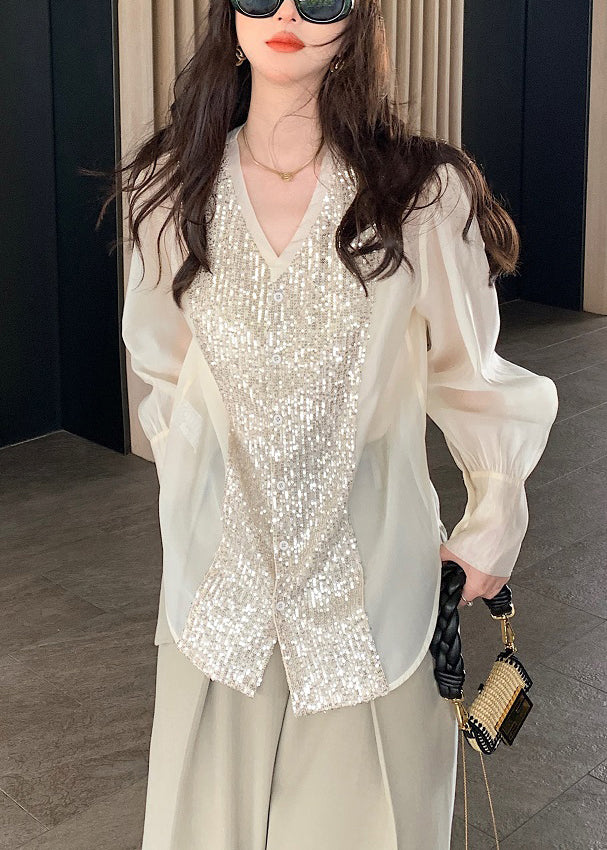Well Tailored Blouse with a Graceful Silhouette