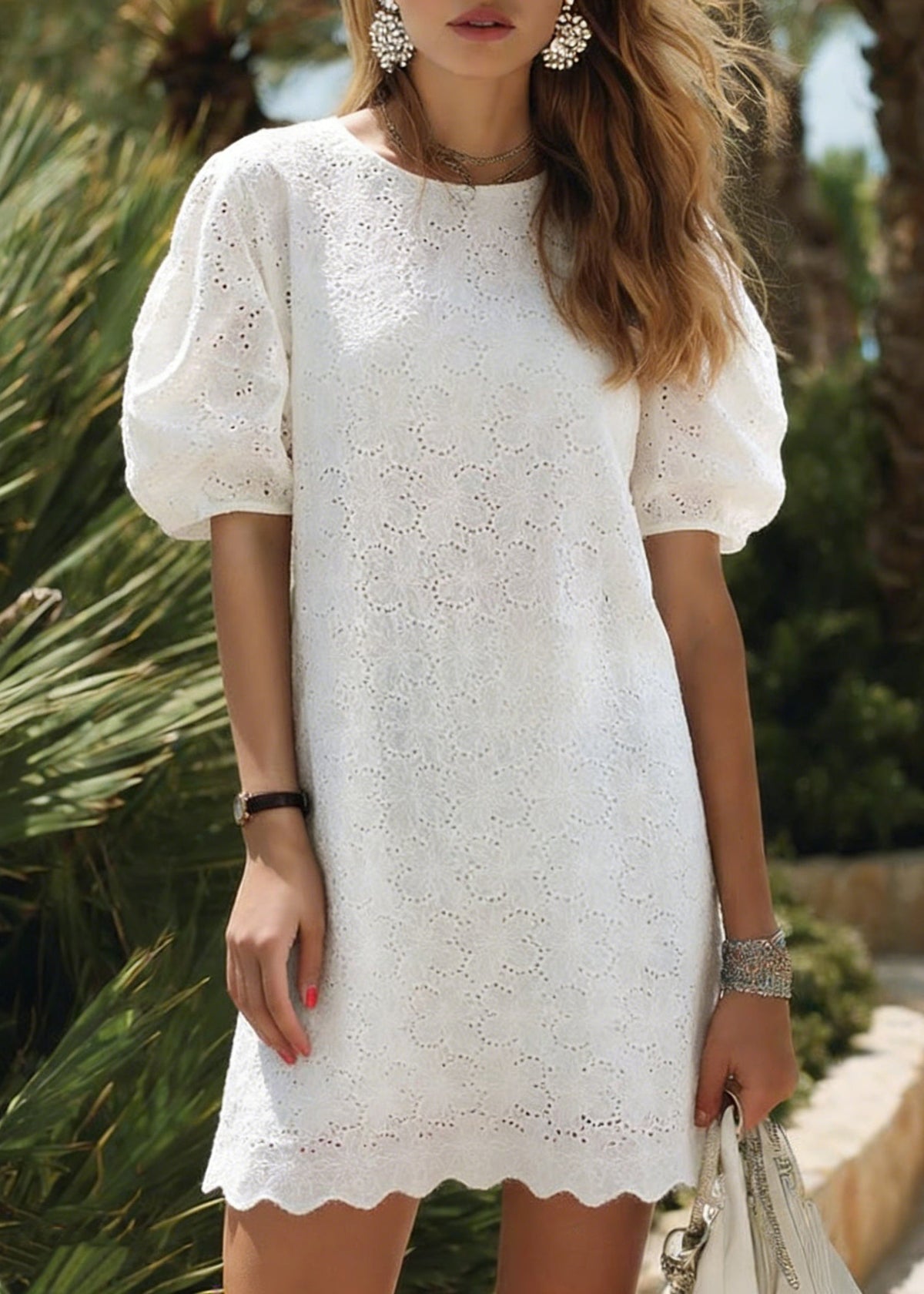 Well Tailored Dress with a Graceful Silhouette