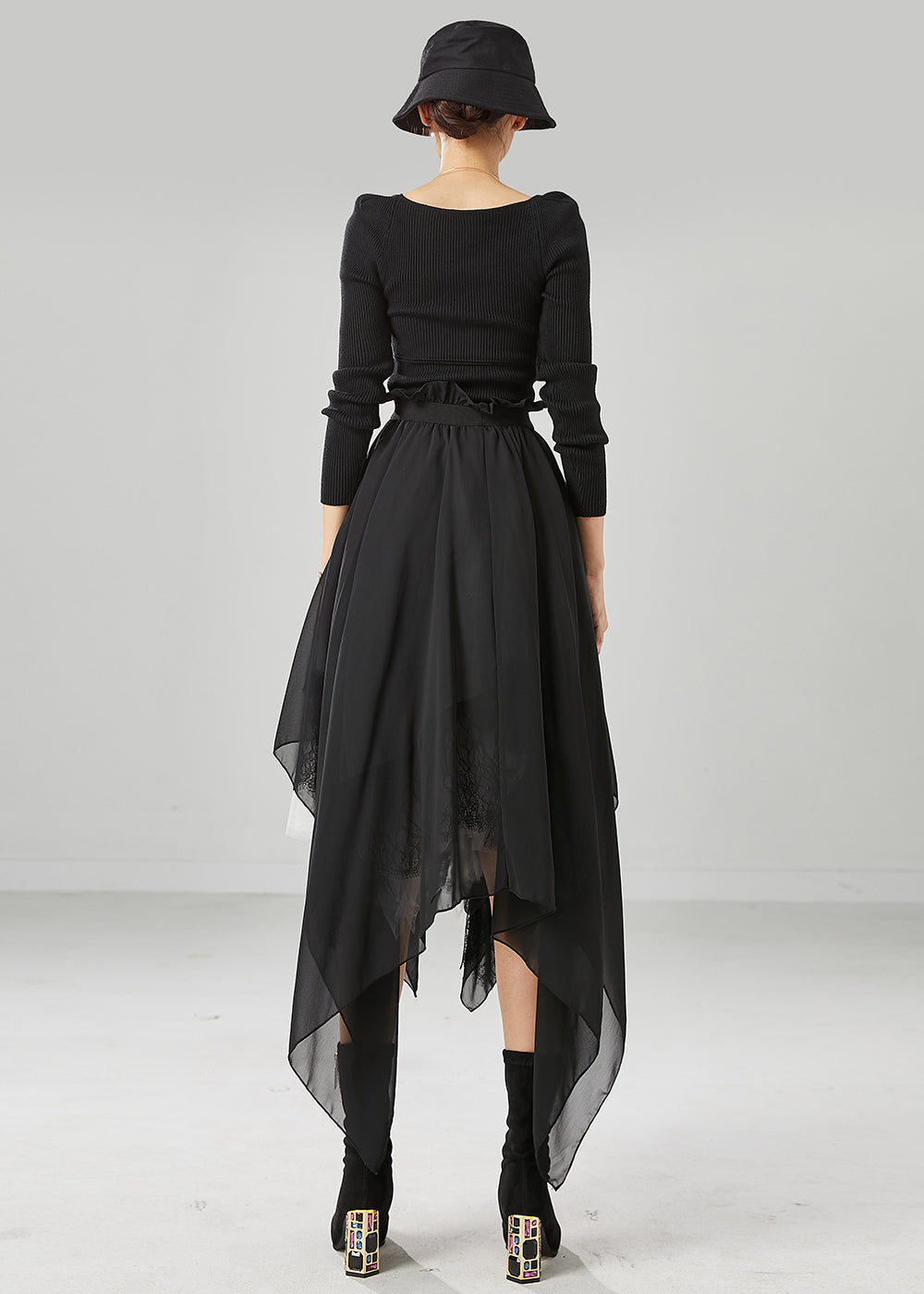 Gracefully Styled Garment for Any Occasion