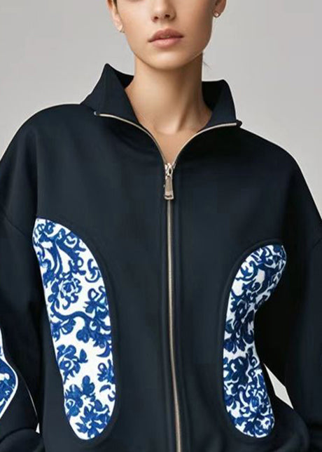 Elegantly Styled Jacket for Everyday Wear