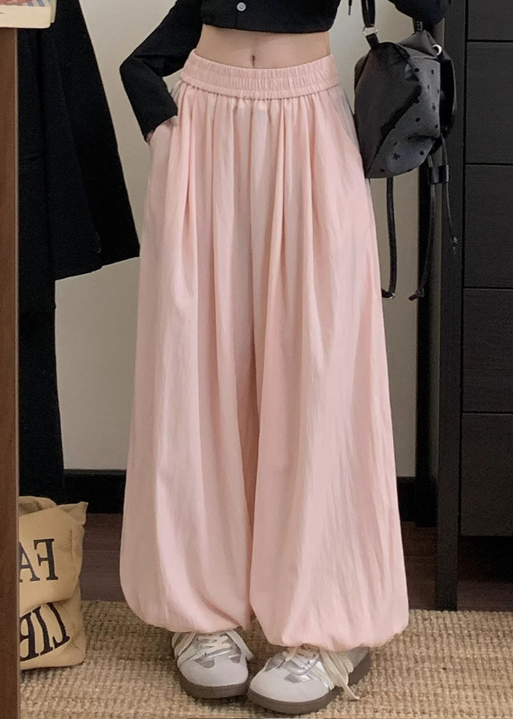 Beautifully Finished Pants in a Timeless Design