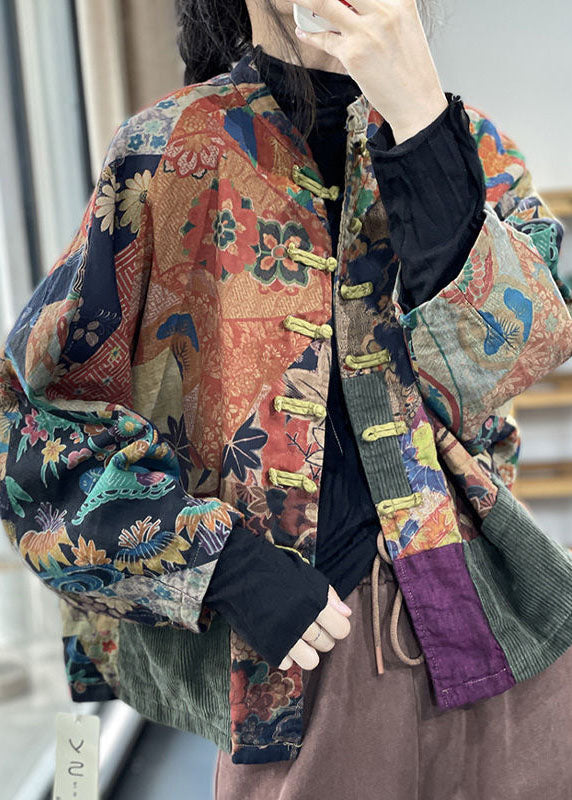 Effortlessly Elegant Jacket with a Timeless Design