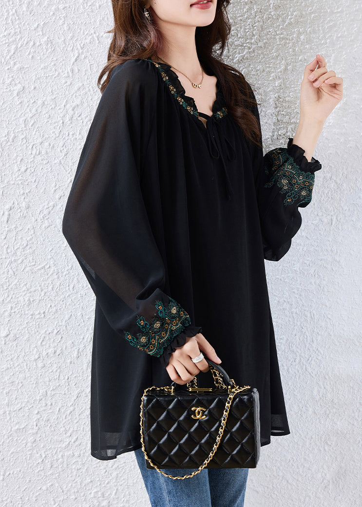 Beautifully Crafted Blouse in a Classic Style