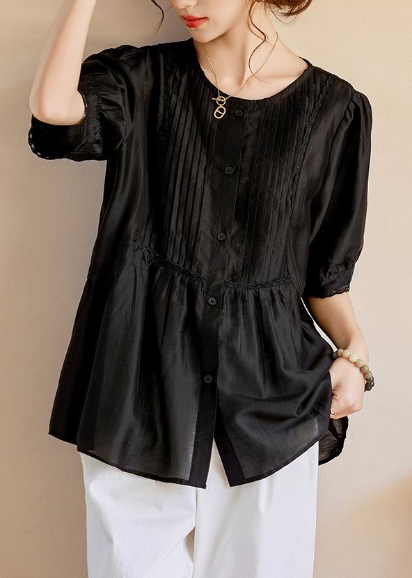 Well Tailored Top with a Graceful Silhouette