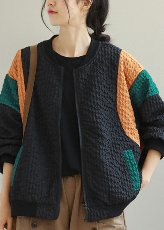 Effortlessly Elegant Jacket with a Timeless Design