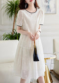 Effortlessly Elegant Dress with a Timeless Design