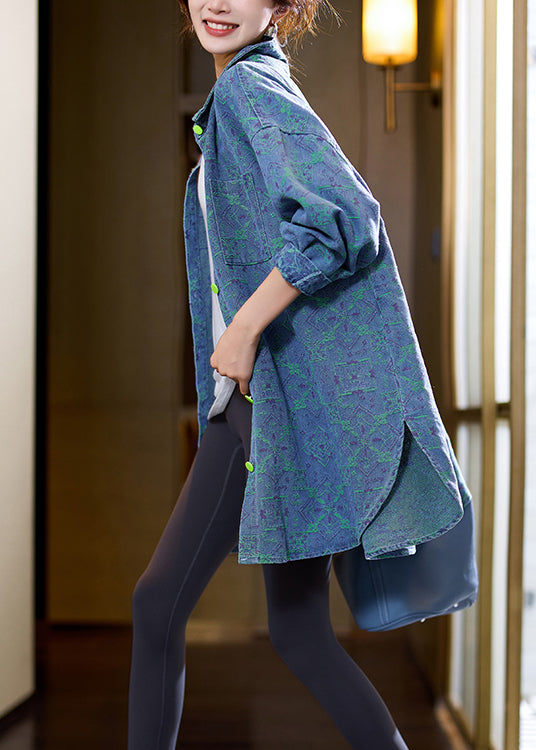 Gracefully Styled Coat for Any Occasion