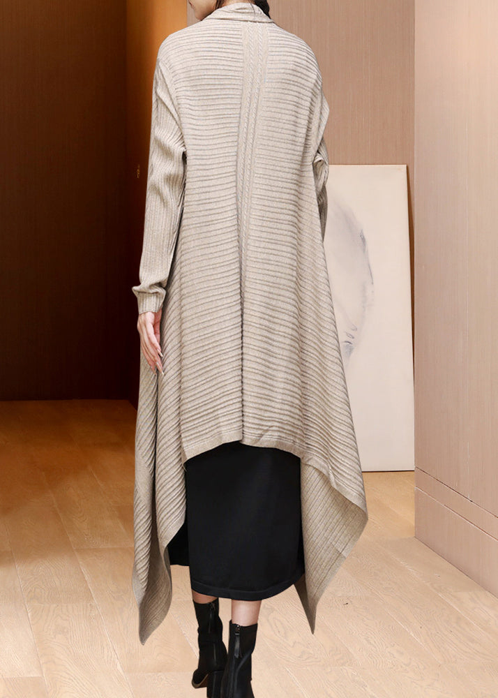 Beautifully Crafted Cardigan in a Classic Style