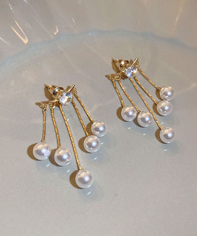 Stunning Gold Earring for Daily Wear