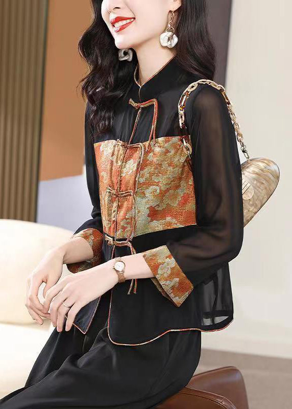 Classic Vintage Shirt with a Flattering Fit