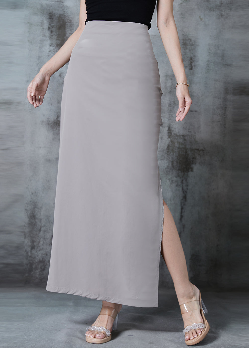 Beautifully Finished Garment in a Timeless Design