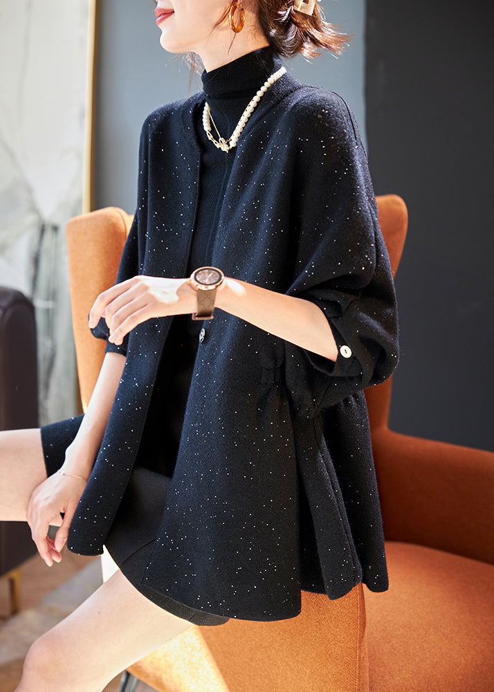 Elegantly Styled Coat for Everyday Wear