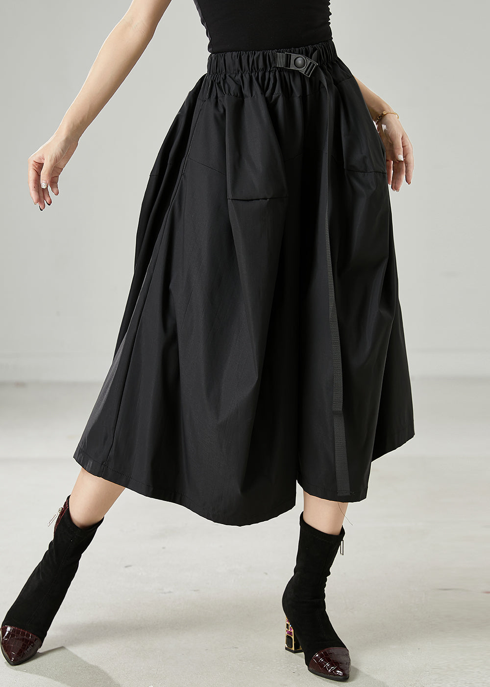 Beautifully Finished Trousers in a Timeless Design