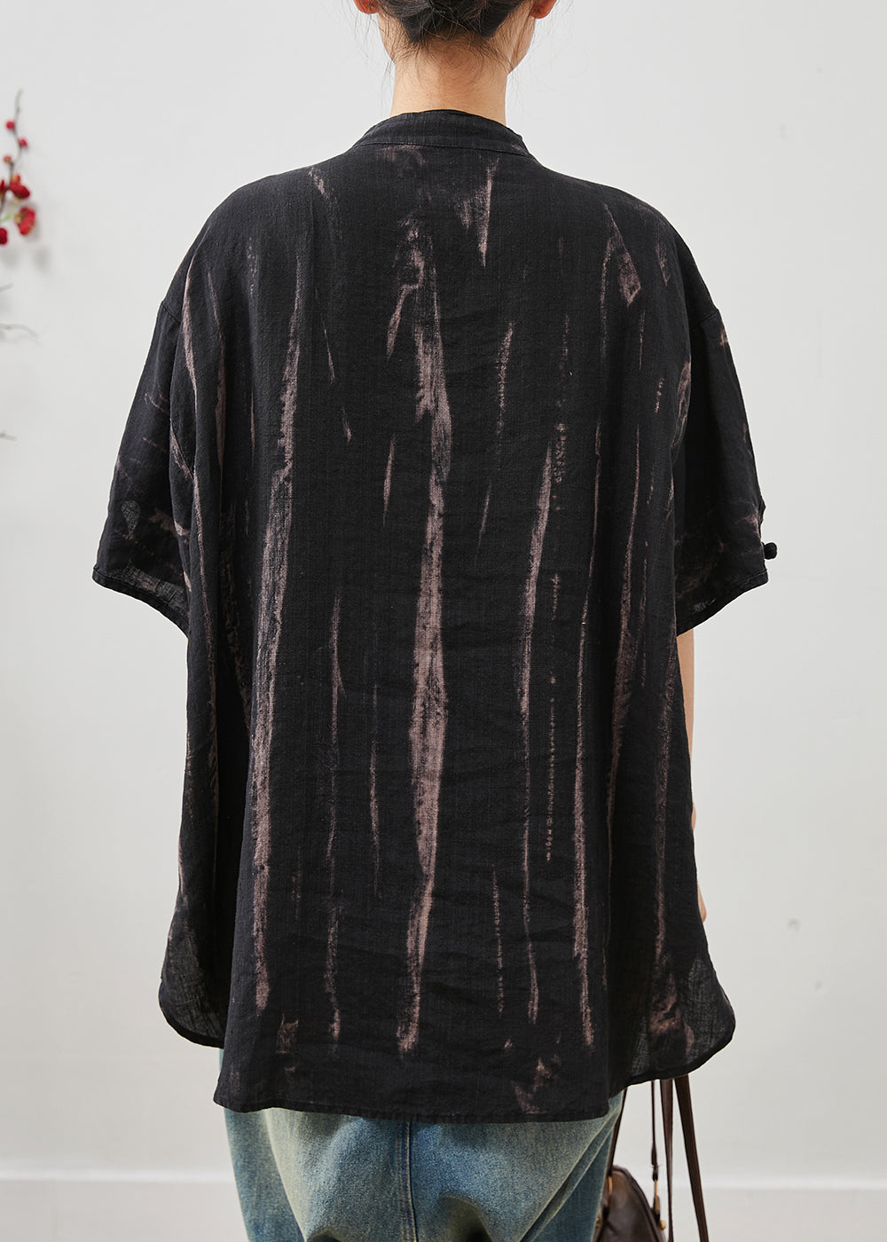 Elegantly Styled Shirt for Everyday Wear