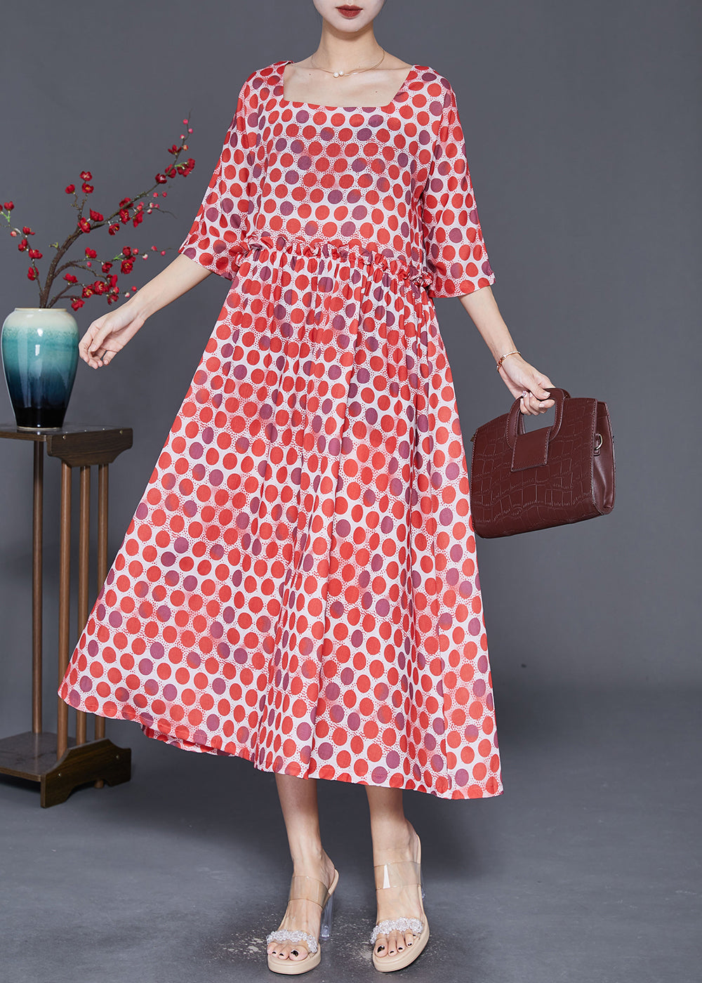 Beautifully Crafted Dress in a Classic Style