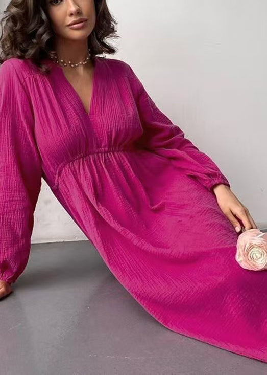 Well Tailored Dress with a Graceful Silhouette