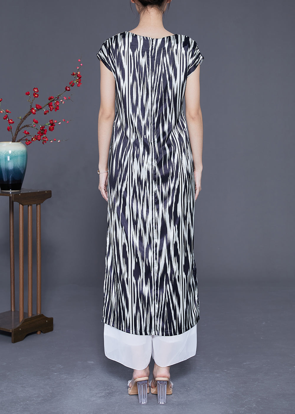 Polished Dress with an Effortless Classic Look