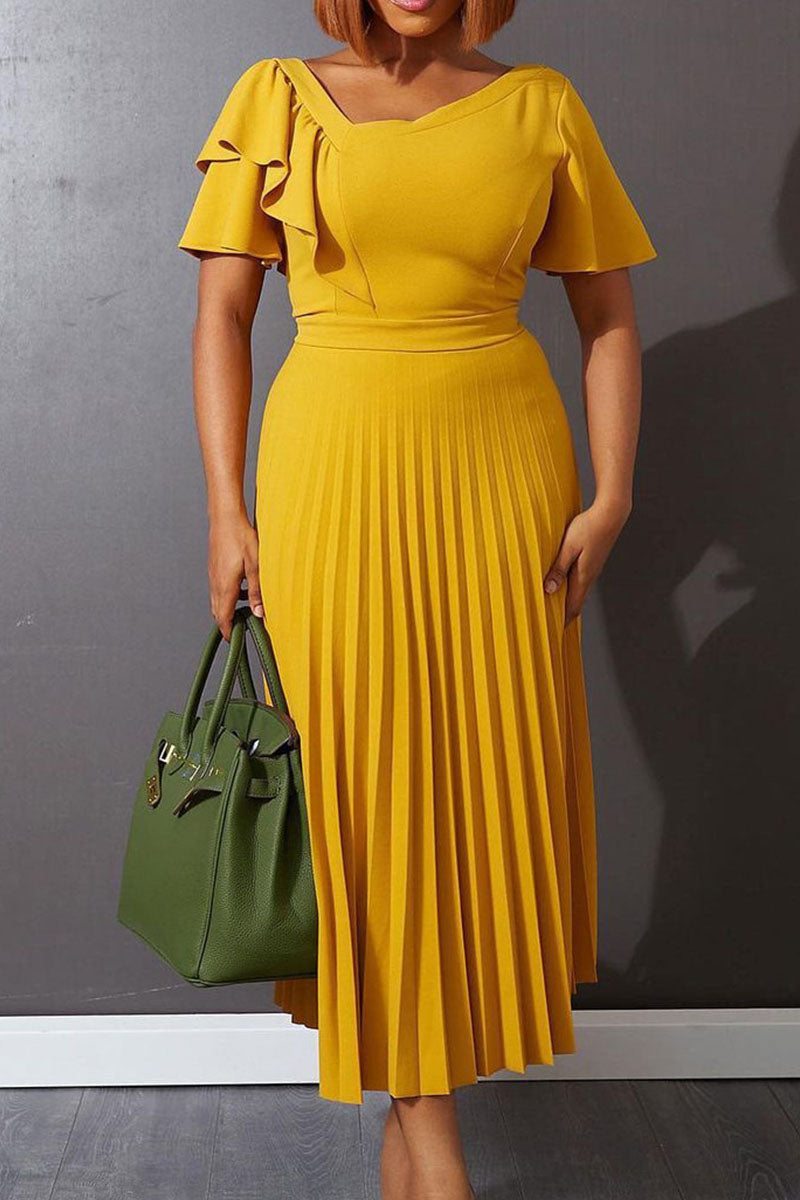 Gracefully Styled Dress for Any Occasion