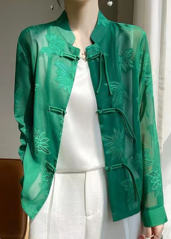 Classic Vintage Coat with a Flattering Fit