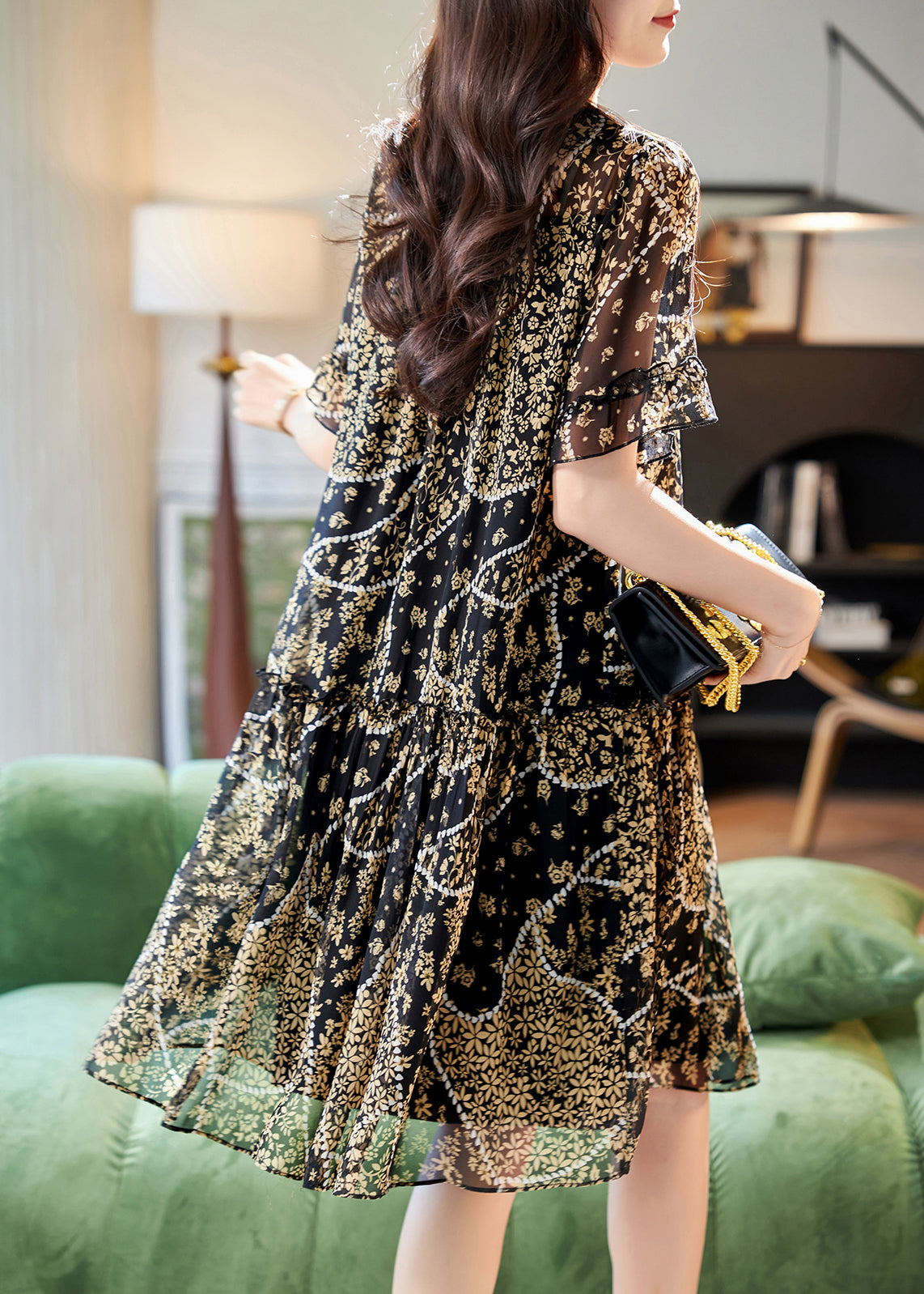 Gracefully Styled Dress for Any Occasion