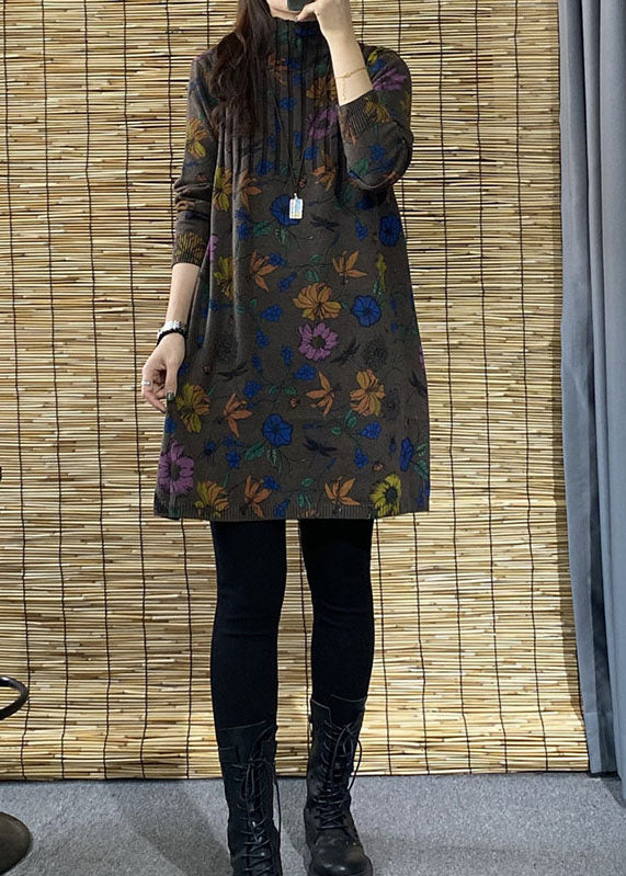 Well Tailored Sweater with a Graceful Silhouette