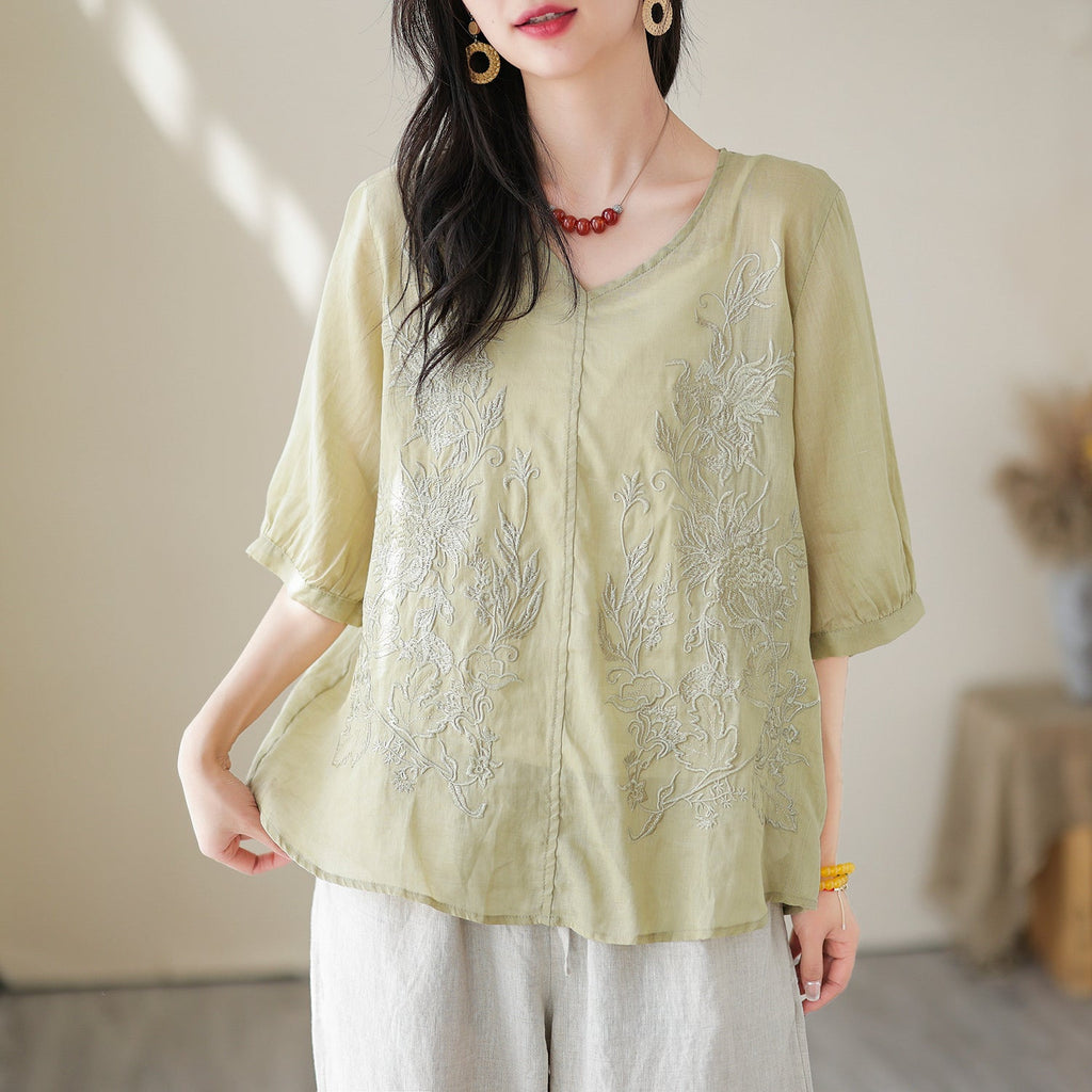 Sophisticated T-Shirt with a Clean Classic Look