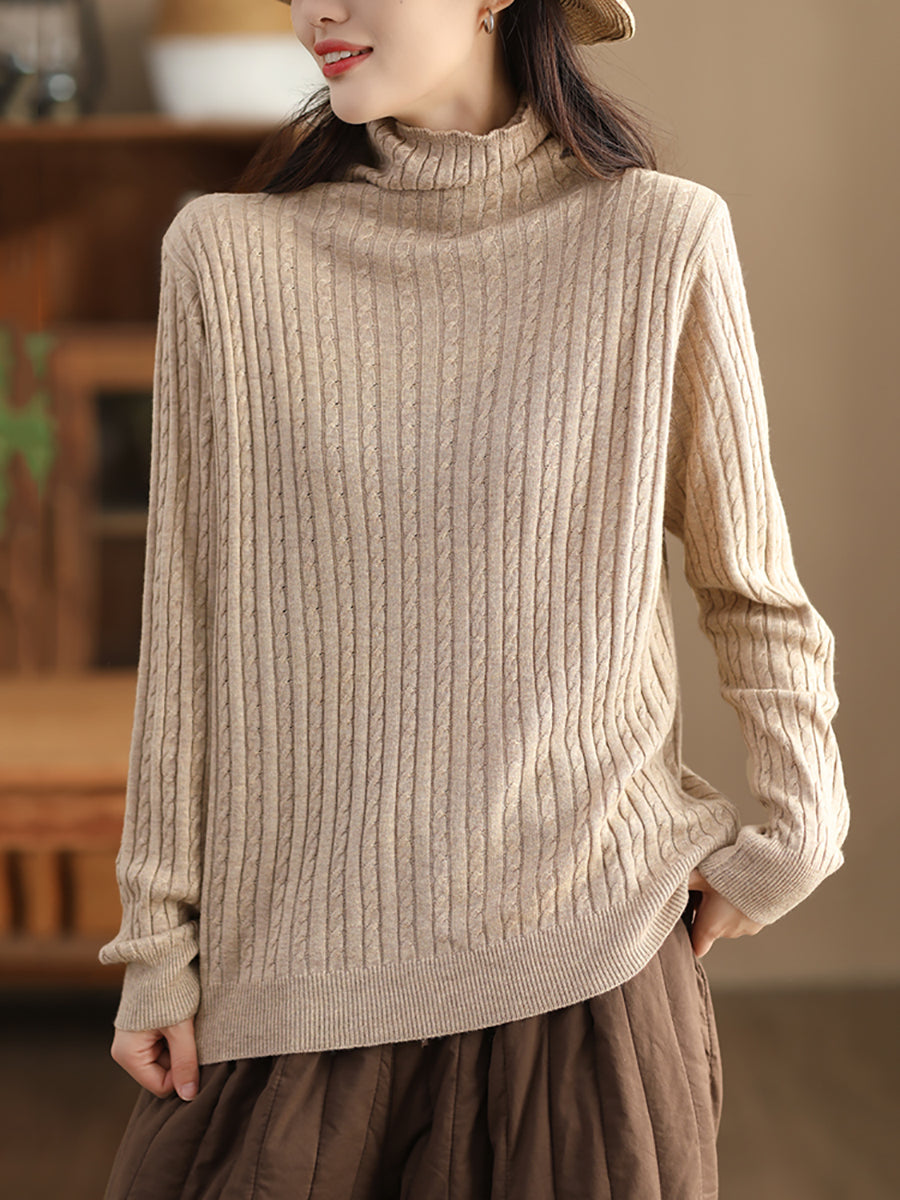 Classic Vintage Sweater with a Flattering Fit
