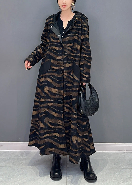 Gracefully Styled Coat for Any Occasion