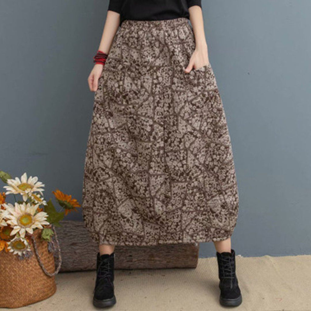 Effortlessly Elegant Garment with a Timeless Design