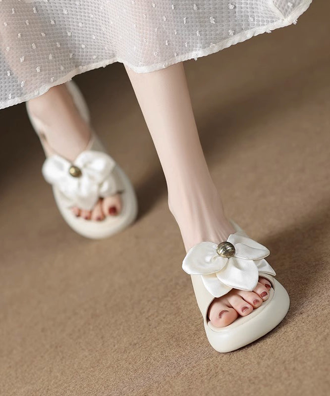 Chic Orthopedic Sandals with Unique Design