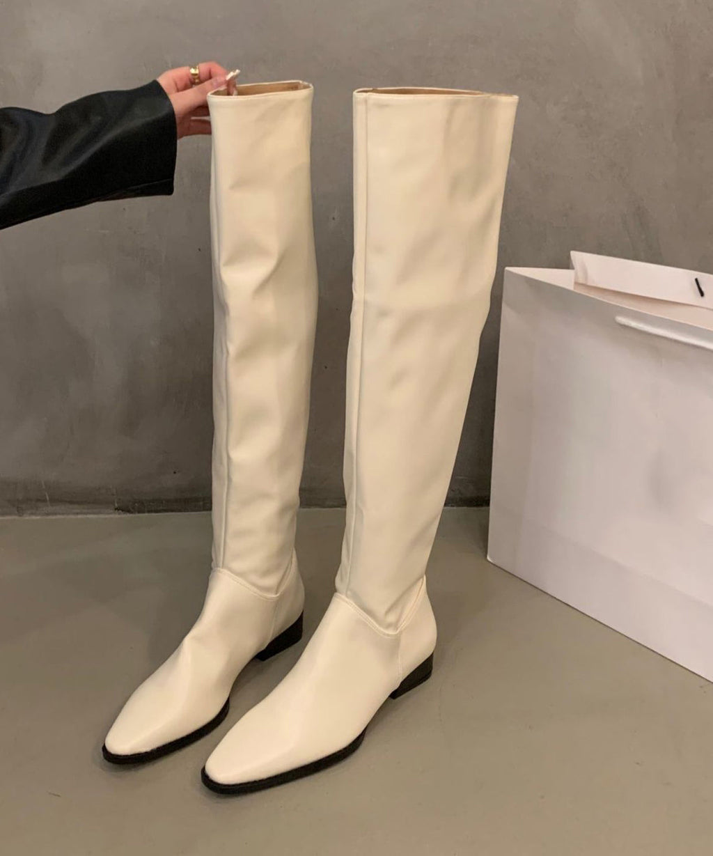 Graceful Orthopedic Boots for Modern Look