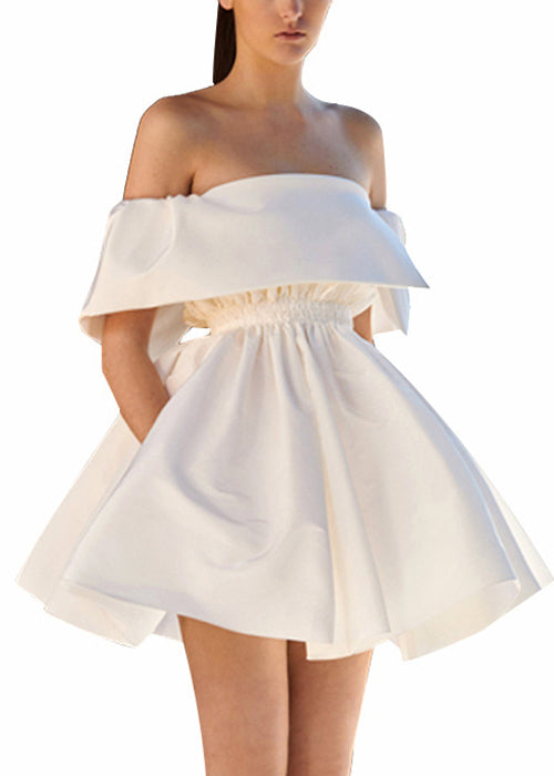 Well Tailored Dress with a Graceful Silhouette