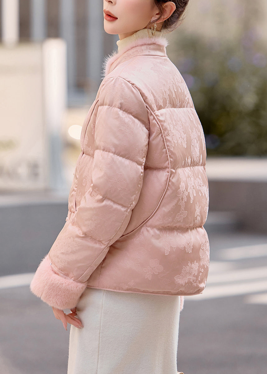 Effortlessly Elegant Coat with a Timeless Design