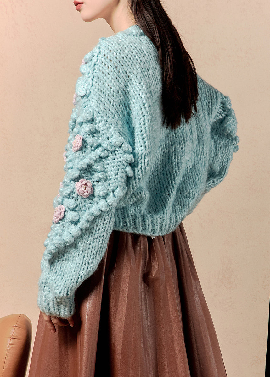 Well Tailored Cardigan with a Graceful Silhouette