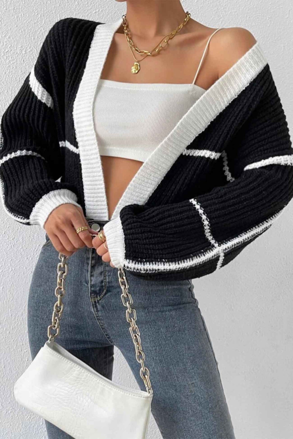 Elegantly Styled Cardigan for Everyday Wear