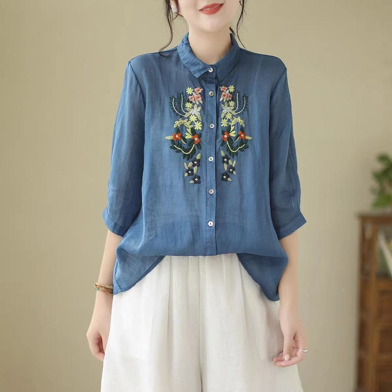 Beautifully Crafted Blouse in a Classic Style