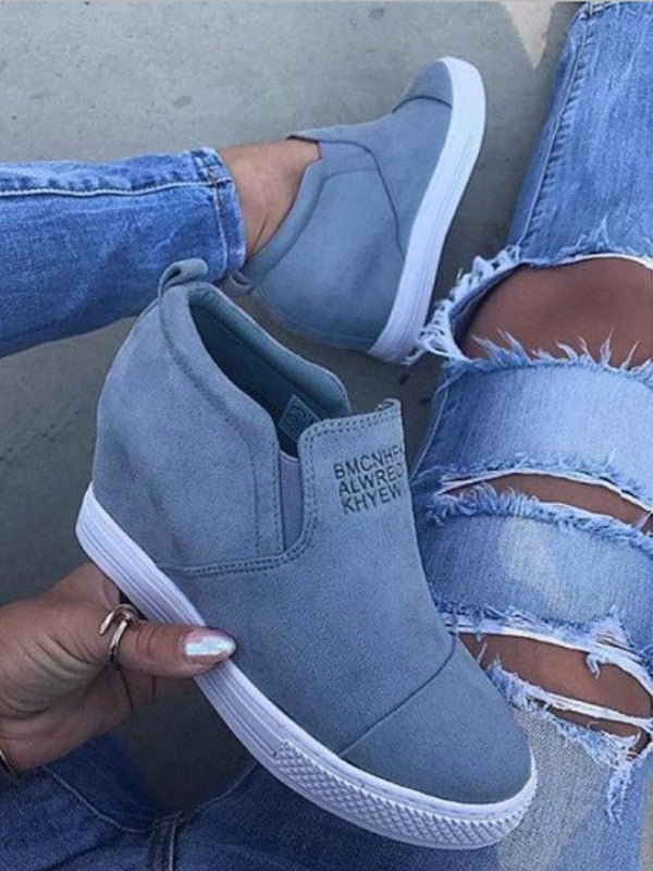 Beautifully Crafted Orthopedic Sneakers