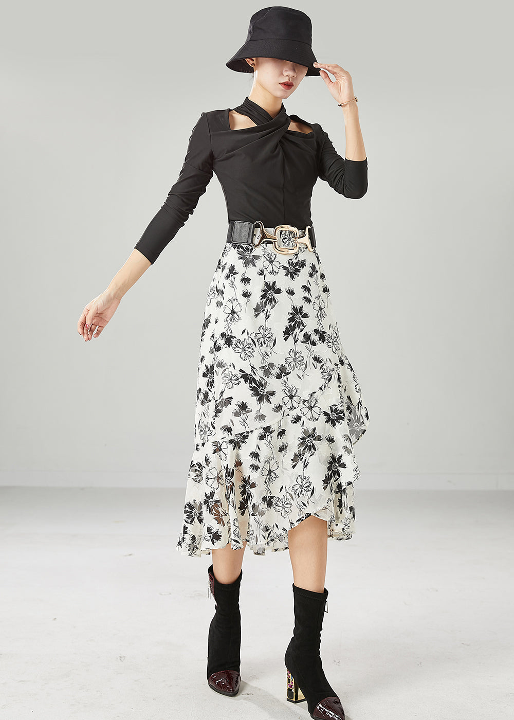 Well Tailored Garment with a Graceful Silhouette